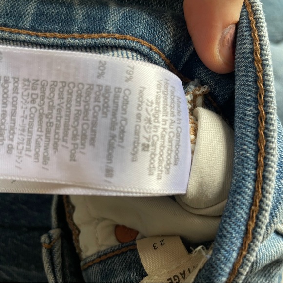 Madewell The Perfect Vintage Jeans 23 Distressed Ripped Knee in Denman Wash - Picture 7 of 11